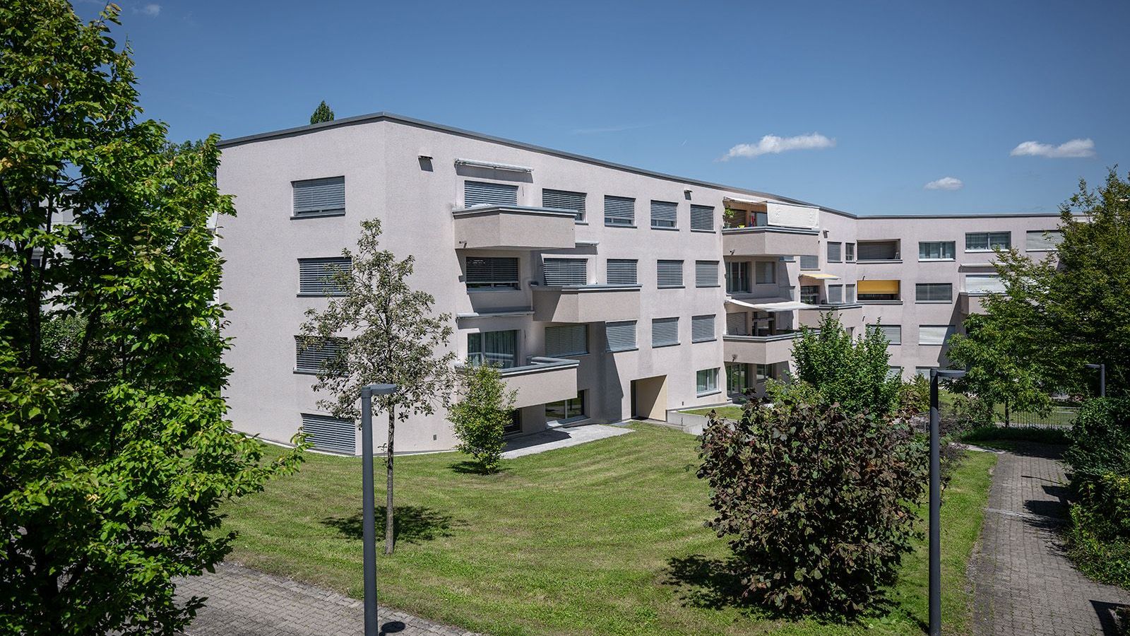 S 14 - 04 - 1600x1000.jpg