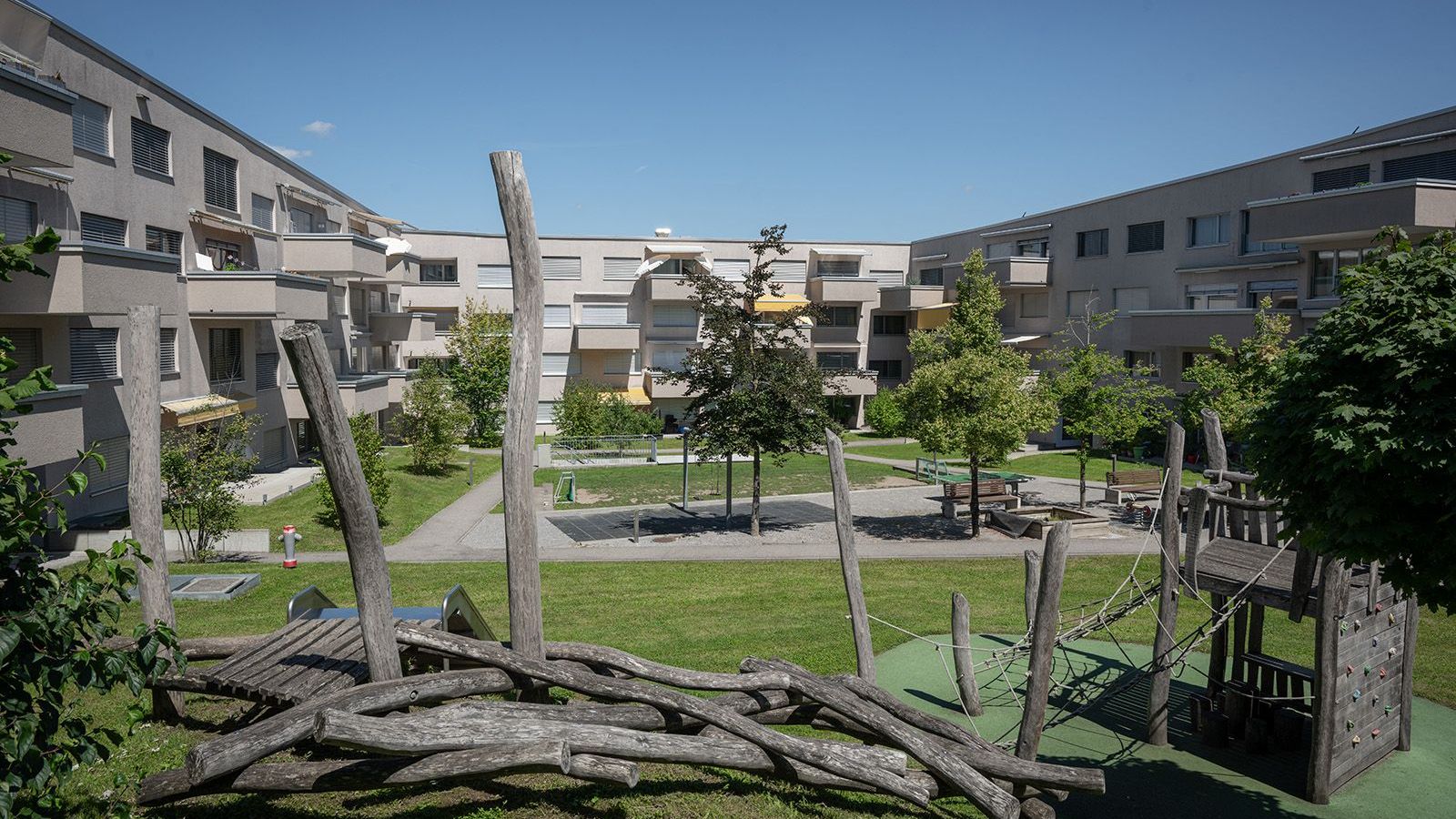 S 14 - 01 - 1600x1000.jpg