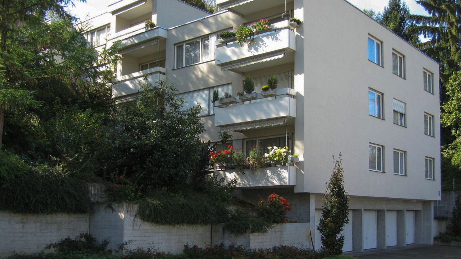 S10 Regulastrasse 01.jpg