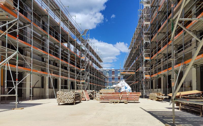 Bild: Baustellenfotos der 3. Etappe der Siedlung 16 «Dihei»